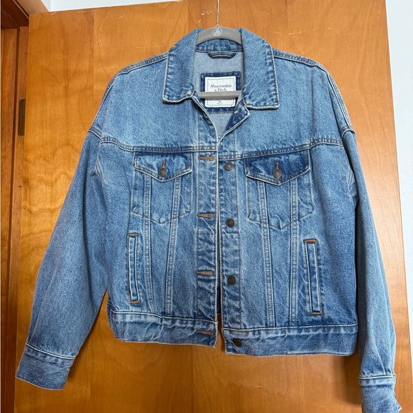 Abercrombie & Fitch Light Blue Denim Jacket - Picture 1 of 3